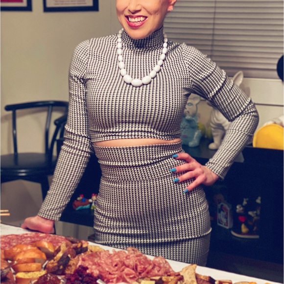 Akira matching Houndstooth set cropped turtleneck with pencil skirt Small - Picture 5 of 5